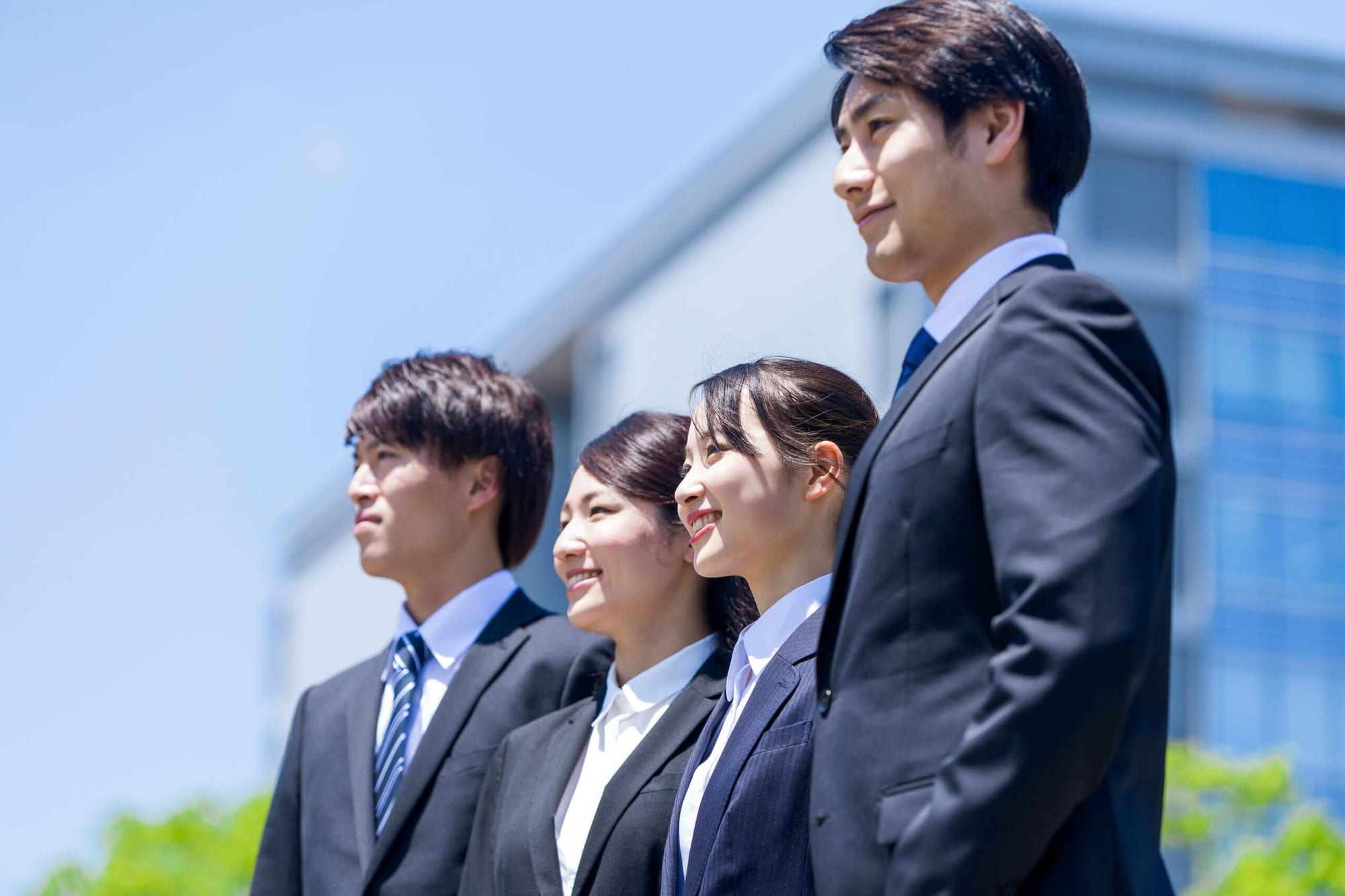 学生に人気の業界とは?採用戦略に活かそう