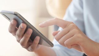 採用活動における学生との連絡手段