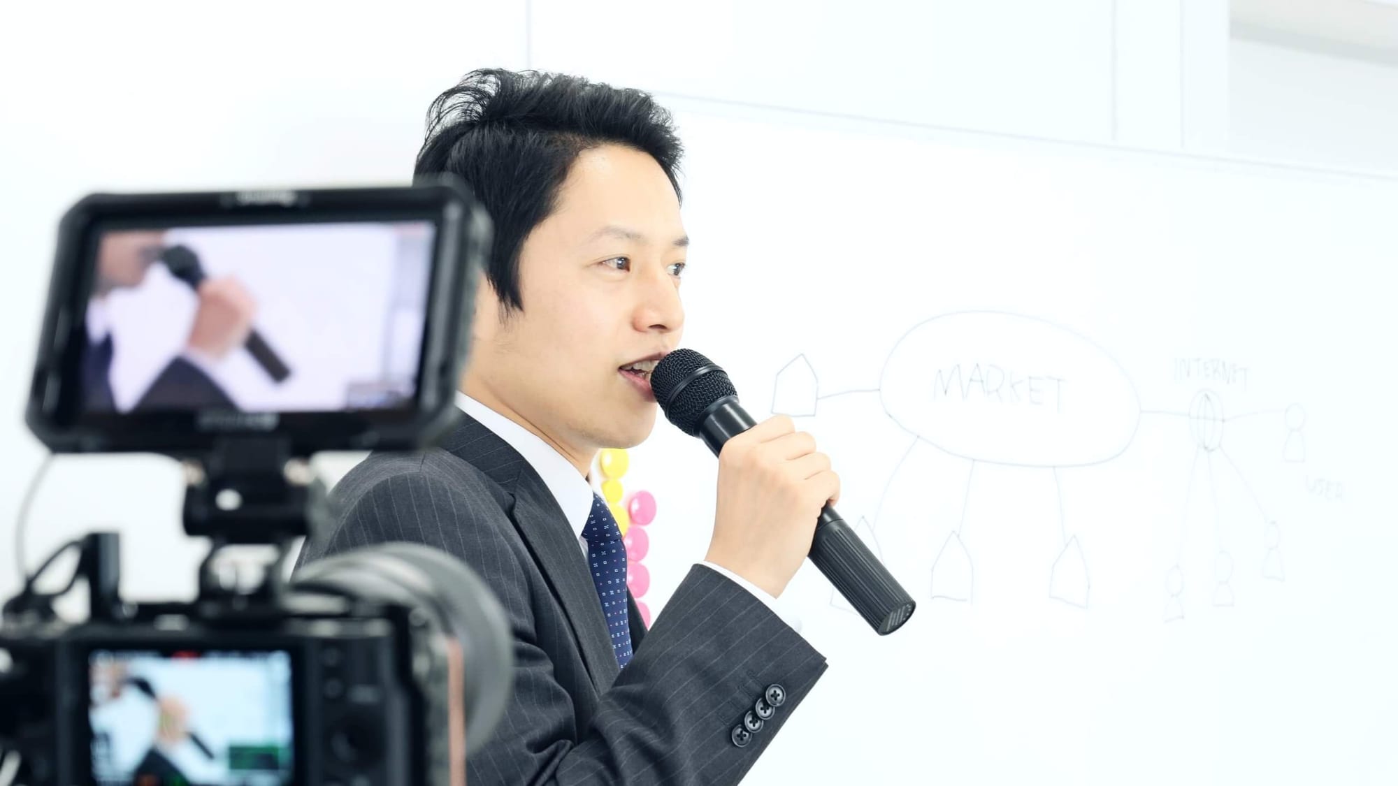 中途採用の会社説明会は採用動画を活用しよう